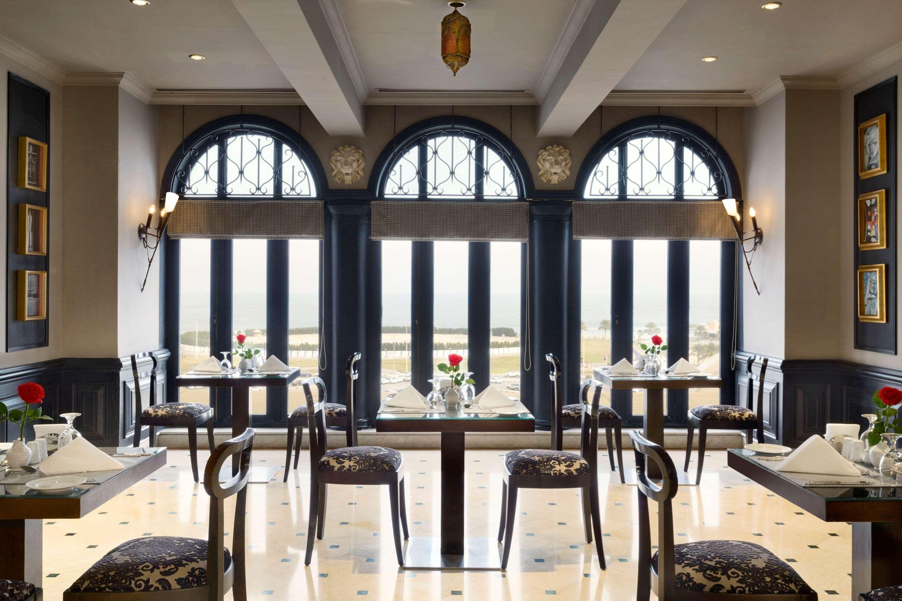 Hawthorn Suites By Wyndham Al-Khobar Eksteriør bilde