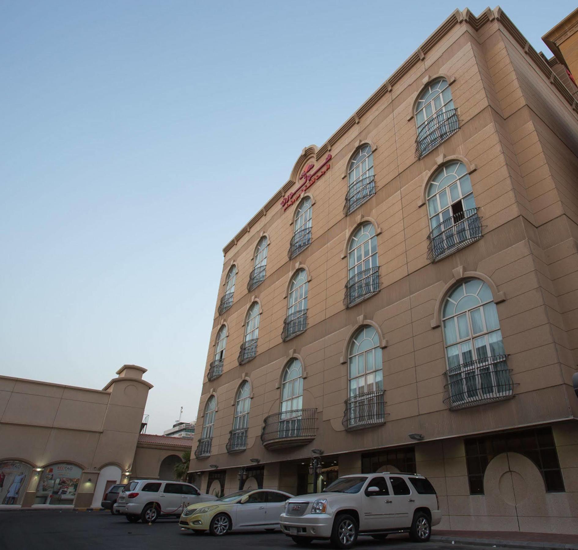 Hawthorn Suites By Wyndham Al-Khobar Eksteriør bilde